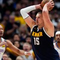 Jokić stigao u ležernom izdanju: Navikli smo na Nikolu u odelu, a evo kako je došao na 7. meč plejofa NBA lige