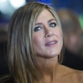 Da li je to Dženifer Aniston potvrdila novu vezu? Jednom fotografijom napravila haos FOTO