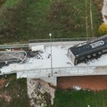 PREVRNUO SE ŠLEPER NA ULAZU U PIROT