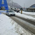 Pola metra snega palo za dan, ali putevi su prohodni: Stabilno stanje u Prijepolju, nema većih problema u snabdevanju…