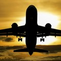 (Video) „Rajaner“ o incidentu u kojem je povređen Srbin: Prozor se pomerio tokom leta, avion vraćen u Solun