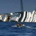 Jedna greška, 4.000 ljudi i 32 mrtvih: Jeziva istina o tragediji Costa Concordije koju sada gleda ceo svet