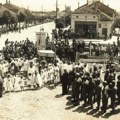 Dušan Miladinović svojom zbirkom fotografija i razglednica čuva svedočanstvo o starom Nišu