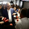 Vučić u poseti Rasinskom okrugu, obilazi preduzeće u Brusu poznato po malinama