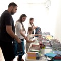 Mladi šabački privrednici u svojim lokalima prikupili školski pribor za više od 120 mališana