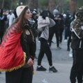 Studenti i profesori ispred vlade u Tirani, traže ostavku Edija Rame