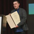 NIN-ova nagrada uručena Stevu Grabovcu: Sudbina pisca na ovim prostorima jeste da je prepušten svojoj samoći