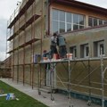 Pri kraju rekonstrukcija: U Novim Karlovcima obnavljaju fiskultirnu salu škole