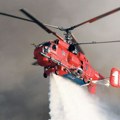 „Leteći traktor” gasi požare u komšiluku