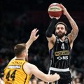 Partizan „razmontirao“ splićane: Crno-beli slavili sa 46 poena razlike! (foto)