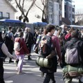 Studenti u blokadi koji su išli peške iz Beograda stigli u Novi Sad