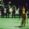 Jedni na megdan Vučiću i babama, drugi na miting kod Thompsona