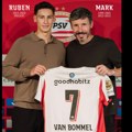 Miralem Sulejmani odoleo Van Bomelu
