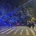 Protest noćas i u Beogradu, ispred prostorija SNS u Njegoševoj policija pendrecima nasrnula na građane