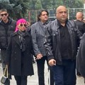 Pevačica koja je rekla da neće doći na Halidovu sahranu, stigla u Sarajevo! Svi su bili iznenađeni