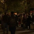 Protest ispred Pete beogradske gimnazije: "Dok se zahtevi ne ispune, mi se odavde nećemo pomeriti"