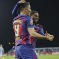 I Rašford i Levandovski na izlaznim vratima Barselone?