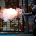 Prvi maj širom sveta: Protesti, suzavac i rejv