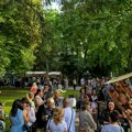 Više od 50 vinarija na velikom spektaklu: Gradska bašta u Zrenjaninu pretvara se u raj za ljubitelje vina i banatske…