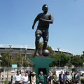 Visoka statua Pelea otkrivena u Gvadalahari, pred Svetsko prvenstvo