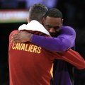 Lebron ostaje u Lejkersima i obnavlja staru "ljubav"?