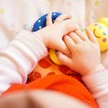 Od početka godine u Srbiji porast broja živorođenih, pad broja umrlih