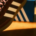 Adidas tuži popularni modni brend zbog četiri pruge