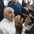 Papa izašao iz bolnice devet dana posle operacije