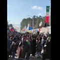 Ljudi vrište i beže u panici: Prvi snimci stravičnih eksplozija u Iranu, mrtvi leže po ulici (uznemirujući video)