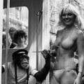 Umrla slavna zvezda "Page 3": Manekenku su proslavile golišave fotografije u čuvenom tabloidu
