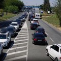 Kilometarske kolone na graničnim prelazima, oglasio se MUP sa detaljnim informacijama: Najduže se čeka na izlazu ka Hrvatskoj…