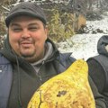 Misterija kod Aleksandrovca! Dušan na putu naišao na džinovski plod, teži 3 kilograma: Otkud ovo čudo kod nas?
