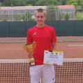 Srbija ima pravo čudo od deteta! Luka je najbolji teniser u Evropi do 16 godina! Naš tinejdžer nema konkurenciju, popeo se na…