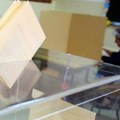Studenti organizuju skup ispred RIK-a: Predaju se prigovori na biračka mesta u inostranstvu