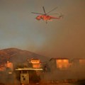 EU šalje vatrogasne avione Grčkoj za borbu protiv požara