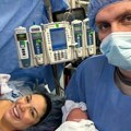 Žena s dve materice rodila dve bebe u dva dana: Njen slučaj je jedan u 50 miliona, a evo da li su devojčice bliznakinje…