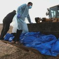 Izrael i Palestinci: Palestince sahranjuju u masovne grobnice, Izrael širi ofanzivu na centralnu Gazu