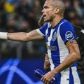 Porto izgubio, a Pepe upisao još jedan gaf i crveni karton