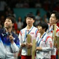 Slika sa OI koja je obišla svet: Zajednički selfi osvajača medalja iz Južne i Severne Koreje