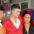 Niko ne veruje da je Zlata uradila ovo kada su se kamere ugasile! Svi iznenađeni potezom pevačice na finalnoj večeri Elite 8…