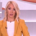 Da je znala šta joj je na sakou onesvestila bi se! Ovo se samo jednom desilo u emisiji uživo, a evo kako je voditeljka…