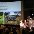 Od farbanja krava do pijanih slepih miševa: Dodeljene Ig Nobelove nagrade za bizarna naučna istraživanja