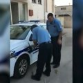 (Video) Da li je ovo: Realno?! Vozila na felnama kilometrima, prelazila preko duple pune, pa se šokirala što ju je zaustavila…