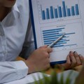 Србија на аукцији продала петогодишње државне обвезнице од 2,158 милијарди динара