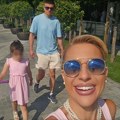 Jovana pokazala kako se tigar slaže sa njenom ćerkom Prizor sa beogradskih ulica koji topi srca: Voditeljka objavila porodične…