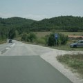 Neobičan automobil zbunjuje vozače kod Čajetine: Misle da je policija, a onda pogledaju malo bolje