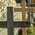 Srpsko groblje na meti vandala: Incident kod Travnika uznemirio javnost!
