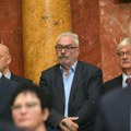 Istina je negde tamo, u Moskvi