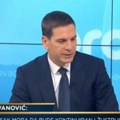 Lobista JUNAJTED GRUPE: Miloš Jovanović sa Nove S najavljuje hajku na Telekom Srbije (video)