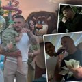 Sloba Radanović zapevao kod šijana na veselju: Darko Lazić, Sale Tropiko i Baja Mali Knindža: Pevačima pune ruke…